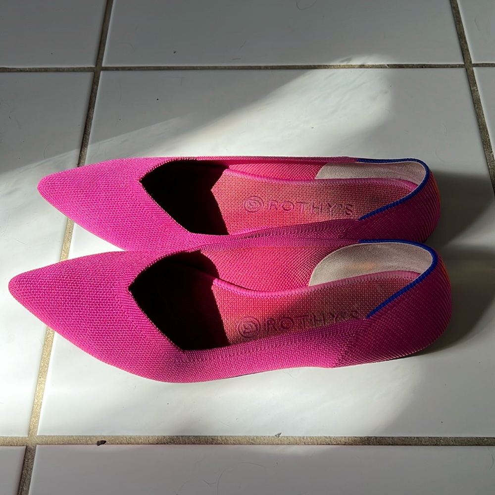 Like new pink points